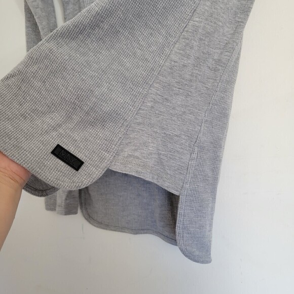 Marc New York Andrew Marc Performance Heather Gray Long Sleeve Top Size Medium - Picture 5 of 13